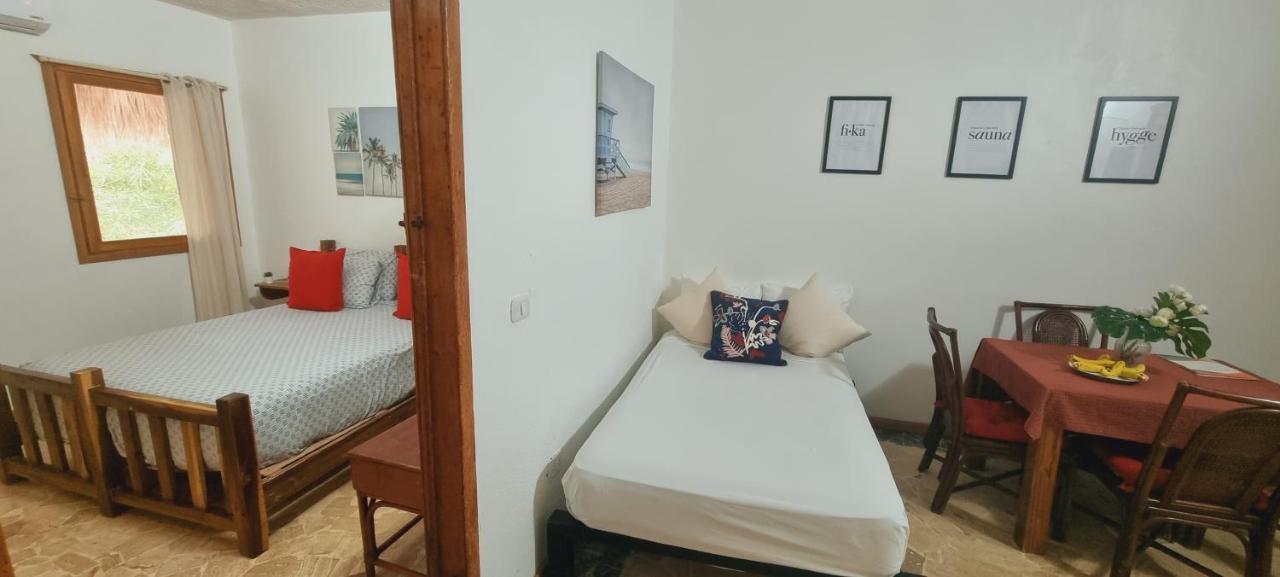 El Jardin Del Coco, Apartamento 14 - Near La Playita Beach لاس غاليراس المظهر الخارجي الصورة