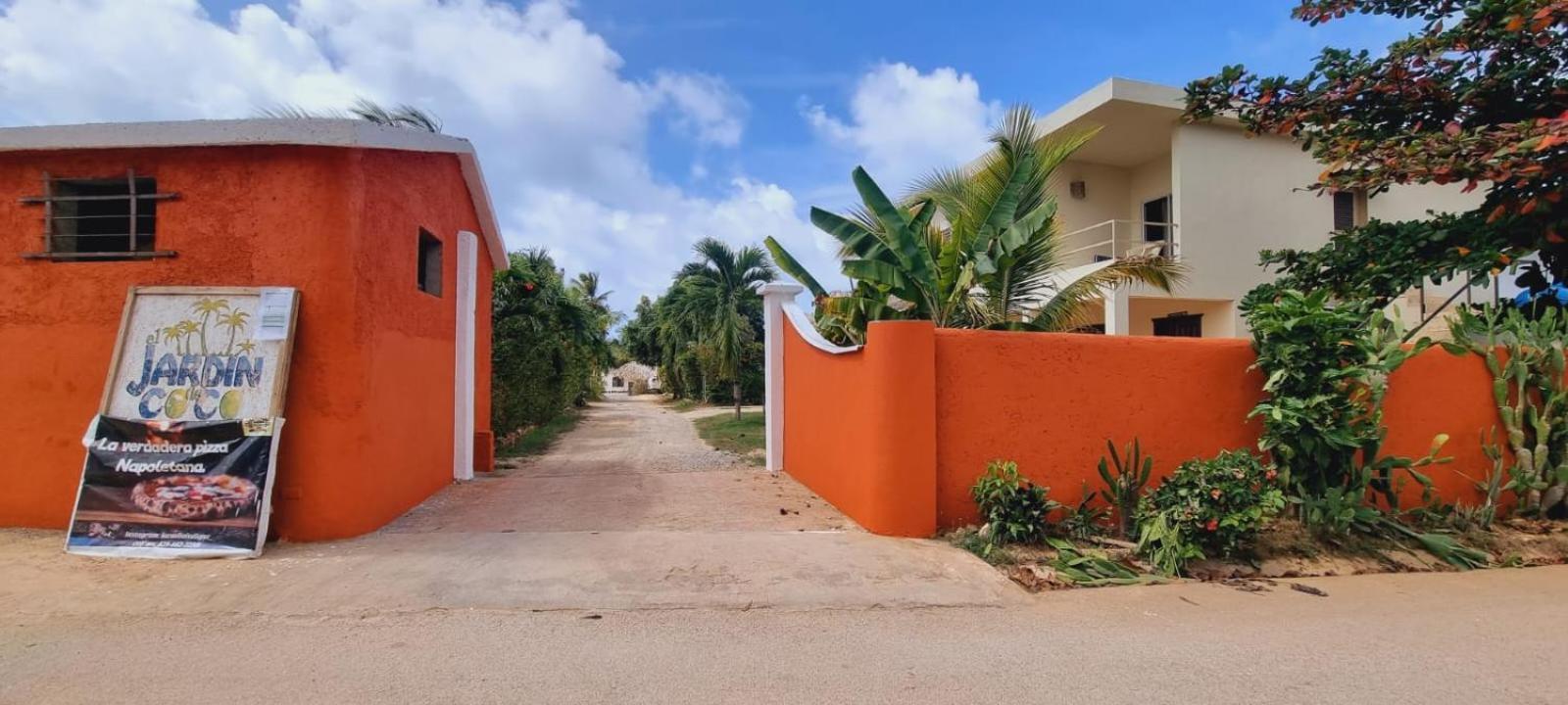 El Jardin Del Coco, Apartamento 14 - Near La Playita Beach لاس غاليراس المظهر الخارجي الصورة